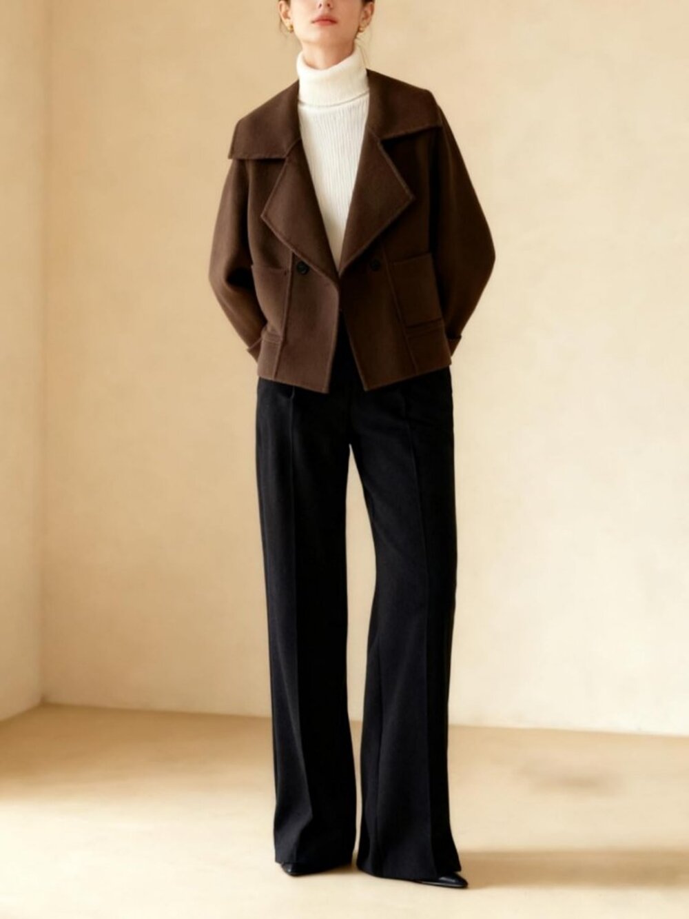 Chic Women's Short Wool Pea Coat with Notched Lapel, Cropped Design & Pockets - Picture 6 of 7